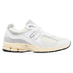 New Balance 2002R White Gold – widok z boku
