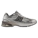 New Balance 2010 Metallic Silver Grey – widok z boku