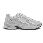 New Balance 740 White – widok z boku