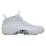 Nike Air Foamposite One Triple White – widok z boku