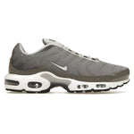 Nike Air Max Plus Flat Pewter – widok z boku