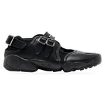 Nike Air Rift Triple Black Buckle Strap (W) – widok z boku