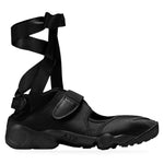 Nike Air Rift Triple Black Satin (W) – widok z boku