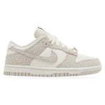 Nike Dunk Low Safari Phantom (W) – widok z boku