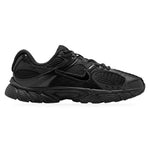Nike V5 RNR Triple Black (GS) – widok z boku