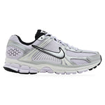 Nike Zoom Vomero 5 Barely Grape Photon Dust Summit White Metallic Silver (W) – widok z boku
