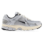Nike Zoom Vomero 5 Grey Fog Chrome – widok z boku