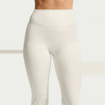 NikeSKIMS Matte High-Waisted Slim Flared Leggings Nskm Actv Ivory (W)