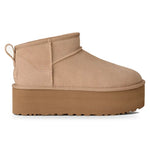 UGG Classic Ultra Mini Platform Sand – widok z boku